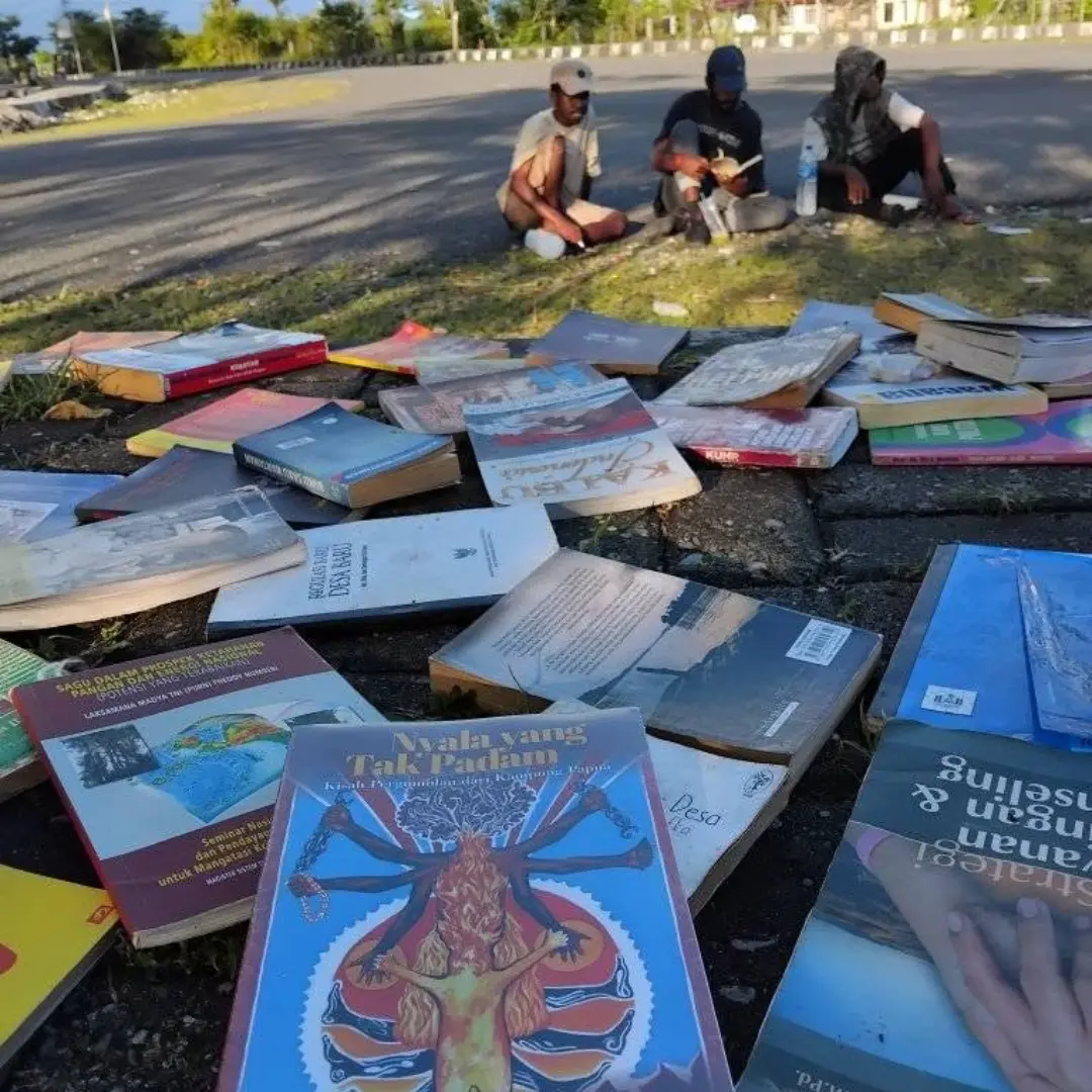 Ragam buku yang tersedia gratis di lapak baca.